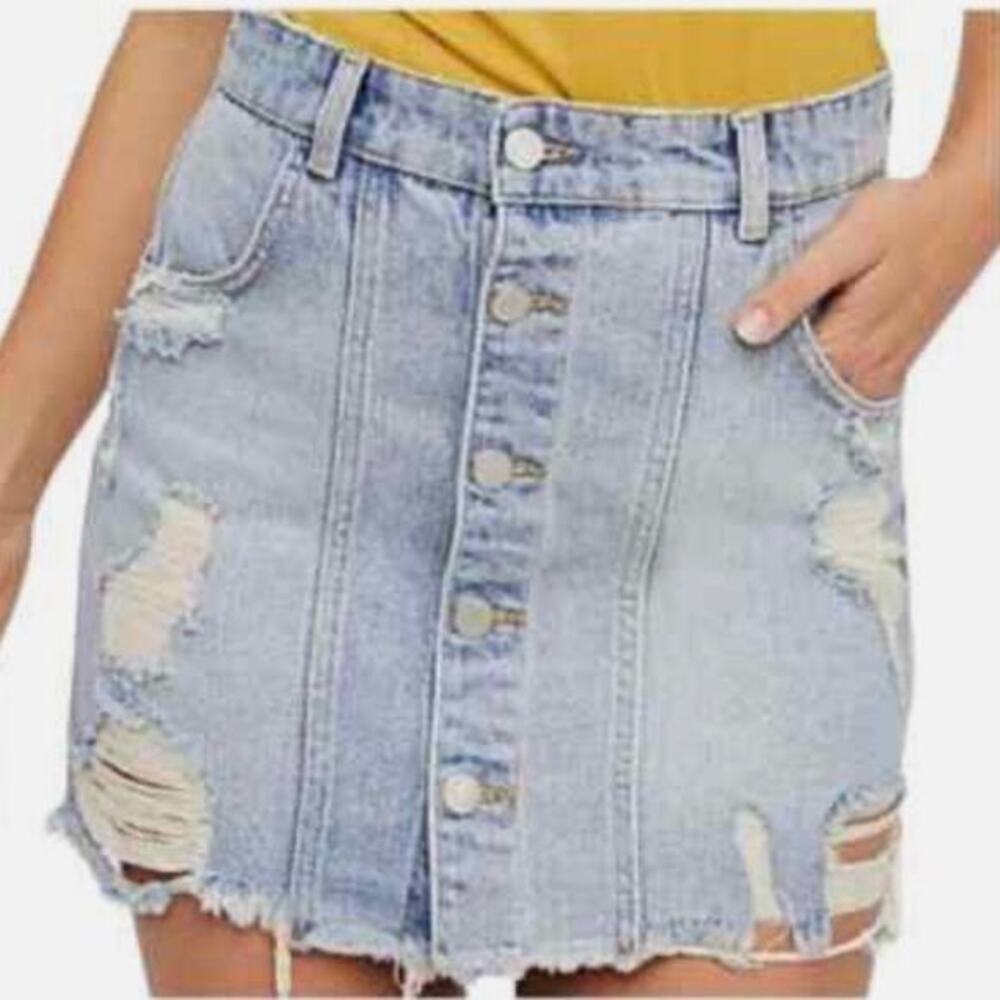 Free People - Denim Mini Skirt -‎ Distressed - Button Front - Women's Size 2